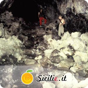Randazzo - Grotta del Burrò
